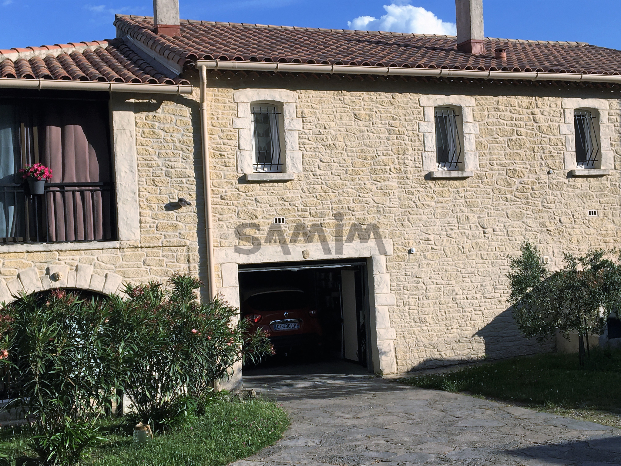 vente VILLA AVEC STUDIO INDEPENDANT JARDIN 1300M² A ST HIPPOLYTE DU